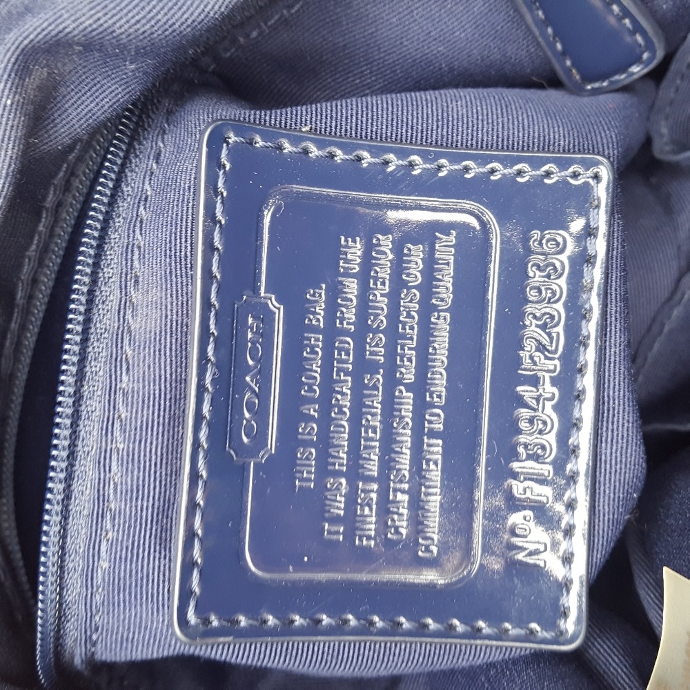 Coach Hobo Purse - Picture 6 of 8